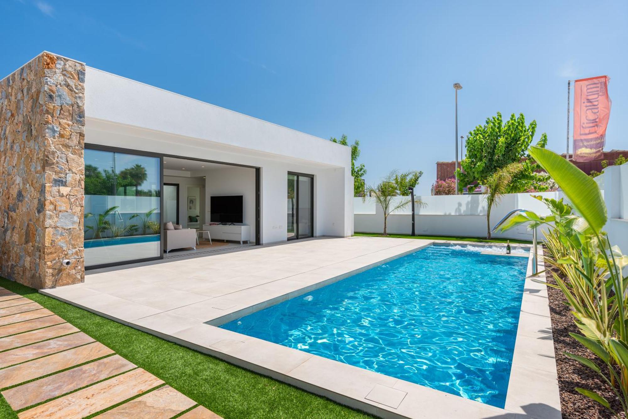 Luxury Pilar de la Horadada